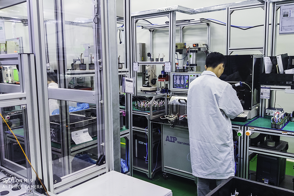 電動(dòng)工具直流無刷電機(jī)測(cè)試設(shè)備應(yīng)用現(xiàn)場(chǎng)