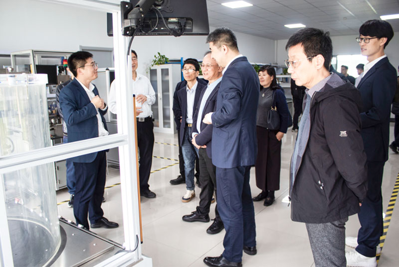 深化合作丨中國電器工業(yè)協(xié)會(huì)微電機(jī)分會(huì)八屆四次理事會(huì)一行到艾普智能參觀交流—AIP艾普