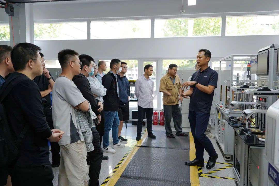 知識培訓(xùn)驅(qū)動行業(yè)共贏發(fā)展，艾普積極探索客戶價值創(chuàng)造模式